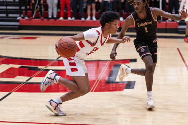 Photos: East Plays Lincoln High School – Basketball